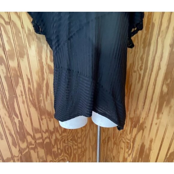 Free People Top Pullover Short Sleeve Scoop Neck Floral Lace Black Sz Small - Picture 5 of 8